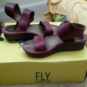 Fly london leather kitz cross strap ankle
